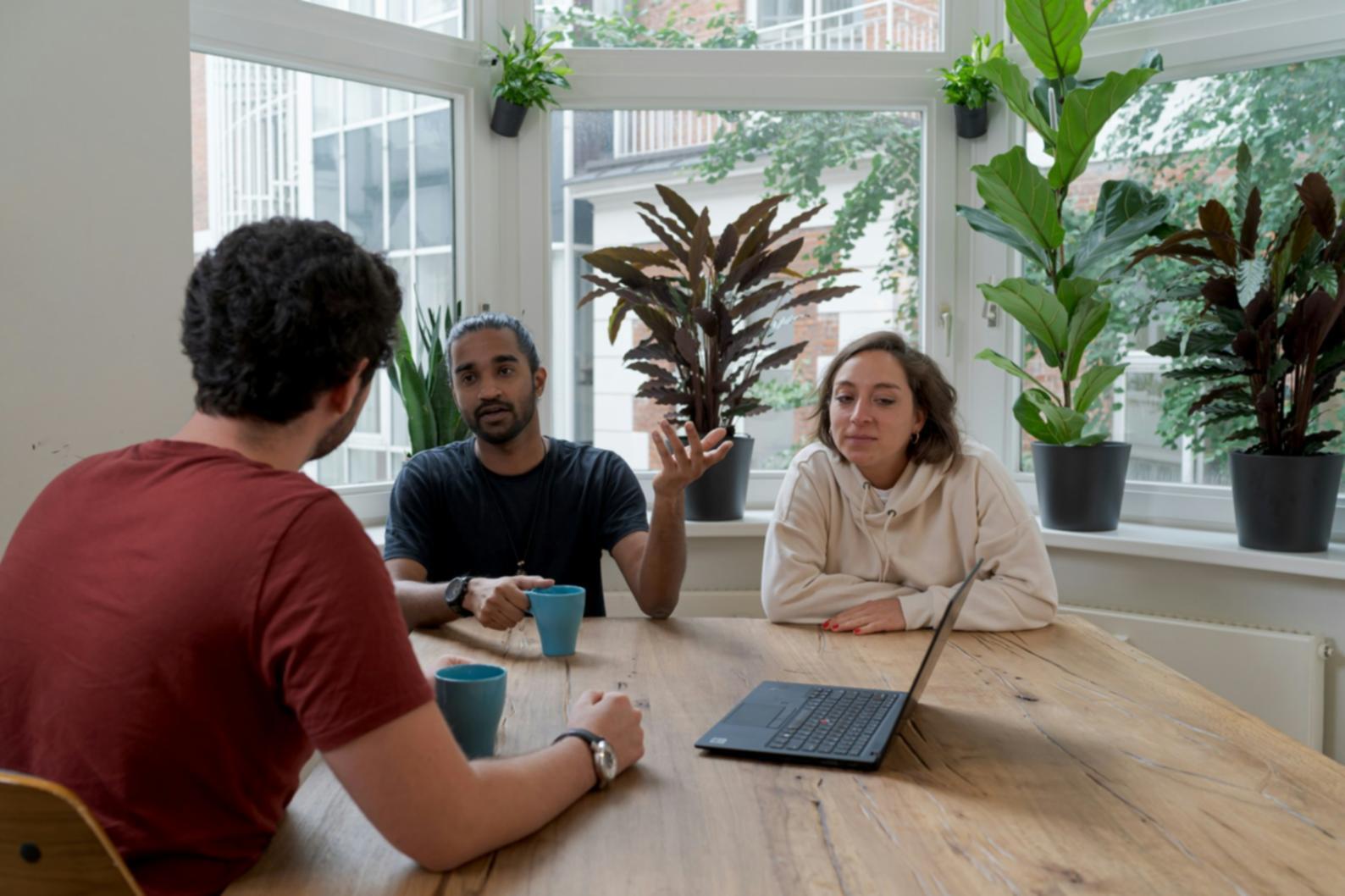 Interaktive Online-Lernumgebung mit Schülern und Lehrern